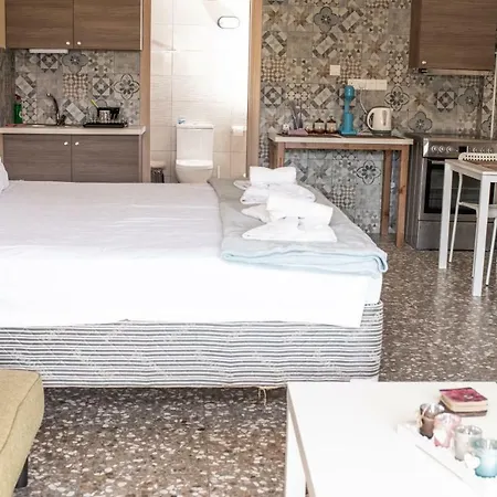 Lucky 2 Apartment Paralimni Exterior photo
